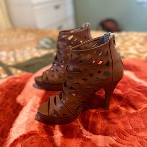 Stefano Brown Heels